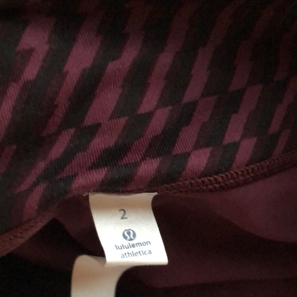 JUST IN✔️🍋NWT LULULEMON CROP - Picture 4 of 5